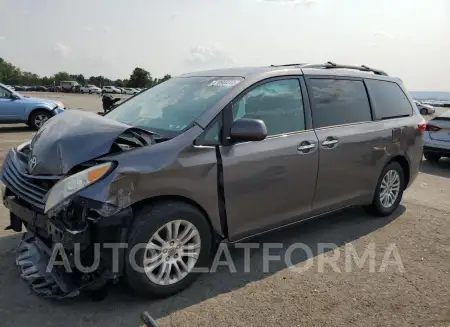 TOYOTA SIENNA XLE 2015 vin 5TDYK3DC9FS555456 from auto auction Copart