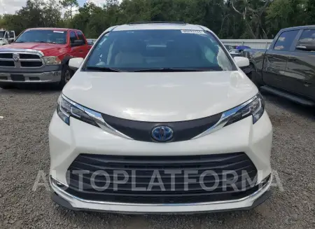 TOYOTA SIENNA XLE 2021 vin 5TDYRKEC2MS031311 from auto auction Copart