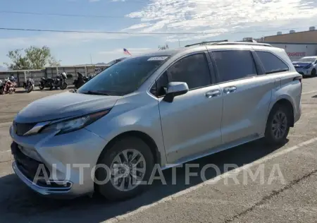 TOYOTA SIENNA XLE 2021 vin 5TDYRKEC9MS027692 from auto auction Copart