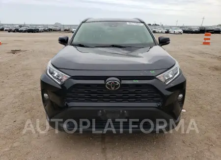 TOYOTA RAV4 XLE 2019 vin JTMP1RFV0KD016357 from auto auction Copart