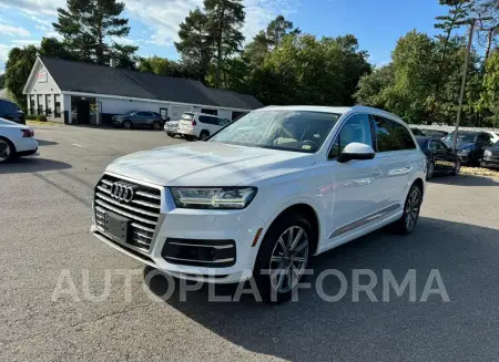 AUDI Q7 PREMIUM 2017 vin WA1LAAF7XHD036085 from auto auction Copart