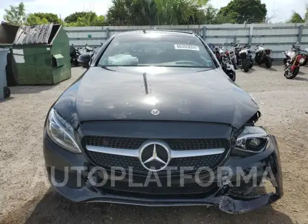 MERCEDES-BENZ C 300 2018 vin WDDWJ4JBXJF650943 from auto auction Copart