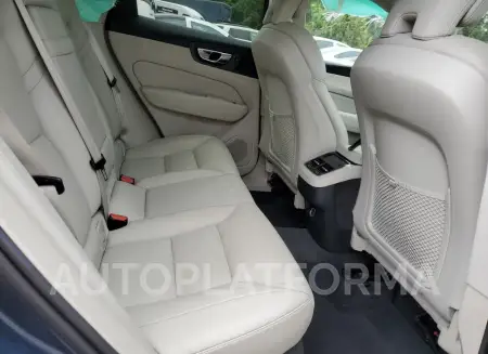 VOLVO XC60 T5 IN 2019 vin LYV102RL4KB340416 from auto auction Copart