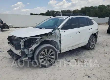 Toyota RAV4 XLE 2020 2020 vin 2T3C1RFVXLC033879 from auto auction Copart