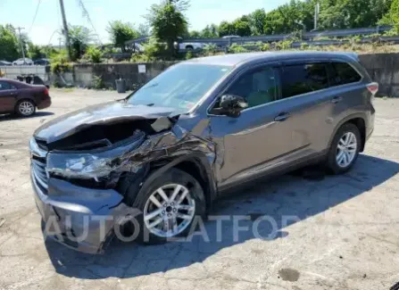 Toyota Highlander 2015 2015 vin 5TDBKRFH8FS085423 from auto auction Copart