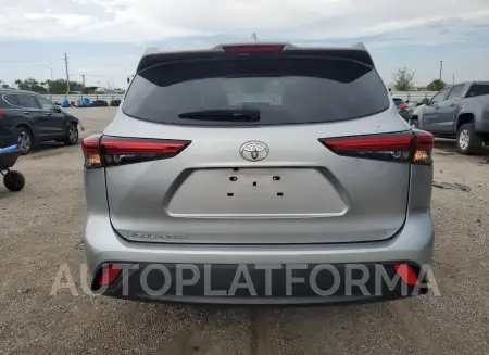 TOYOTA HIGHLANDER 2022 vin 5TDGZRAH5NS559321 from auto auction Copart