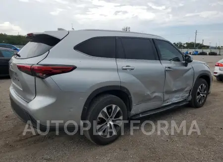 TOYOTA HIGHLANDER 2022 vin 5TDGZRAH5NS559321 from auto auction Copart