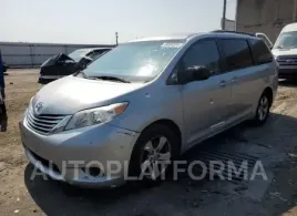 Toyota Sienna LE 2017 2017 vin 5TDKZ3DC3HS783733 from auto auction Copart