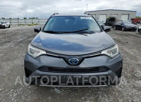 TOYOTA RAV4 HV LE 2018 vin JTMRJREV8JD205444 from auto auction Copart