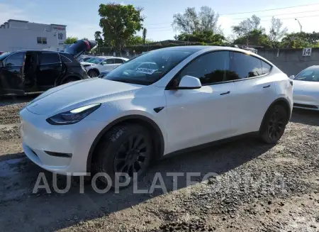 TESLA MODEL Y 2022 vin 7SAYGDEE8NA013937 from auto auction Copart