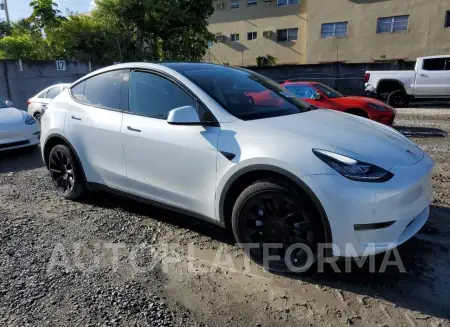 TESLA MODEL Y 2022 vin 7SAYGDEE8NA013937 from auto auction Copart