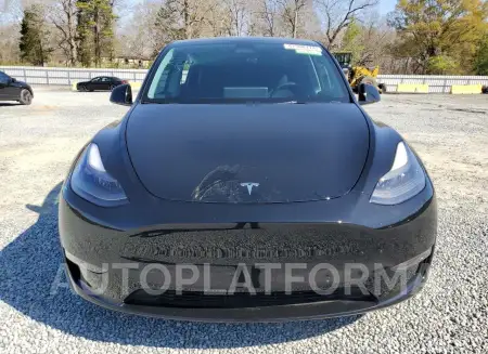 TESLA MODEL Y 2022 vin 7SAYGDEF2NF512888 from auto auction Copart