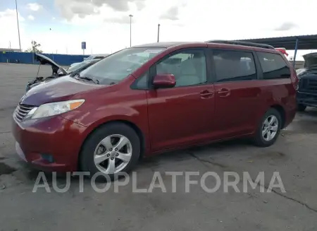 TOYOTA SIENNA LE 2017 vin 5TDKZ3DC6HS847697 from auto auction Copart