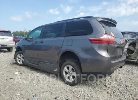 TOYOTA SIENNA LE 2019 vin 5TDKZ3DCXKS010118 from auto auction Copart