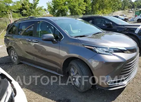 TOYOTA SIENNA XLE 2022 vin 5TDYSKFC7NS073560 from auto auction Copart