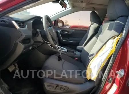 TOYOTA RAV4 XLE 2019 vin JTMW1RFV4KJ014642 from auto auction Copart