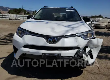 TOYOTA RAV4 LE 2018 vin JTMZFREV2JJ198655 from auto auction Copart