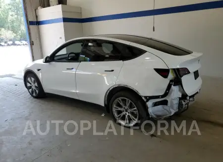 TESLA MODEL Y 2022 vin 7SAYGDEE0NF310591 from auto auction Copart