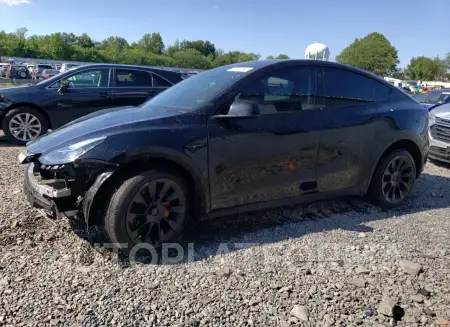 Tesla Model Y 2022 2022 vin 7SAYGDEE0NF322658 from auto auction Copart