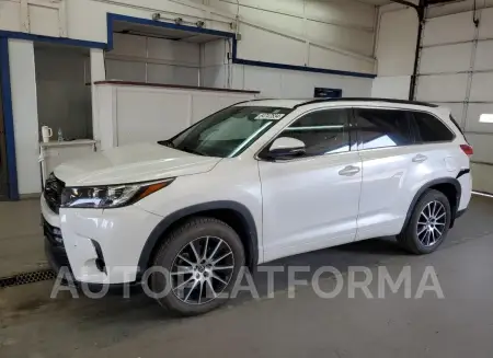 TOYOTA HIGHLANDER 2018 vin 5TDJZRFH6JS840388 from auto auction Copart