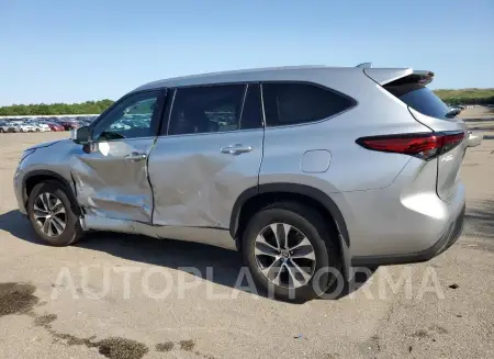 TOYOTA HIGHLANDER 2022 vin 5TDGZRBH3NS171812 from auto auction Copart