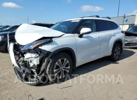 Toyota Highlander 2022 2022 vin 5TDHZRBH2NS246276 from auto auction Copart