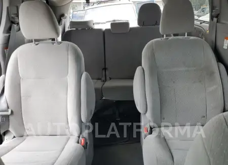 TOYOTA SIENNA LE 2019 vin 5TDJZ3DC8KS227856 from auto auction Copart