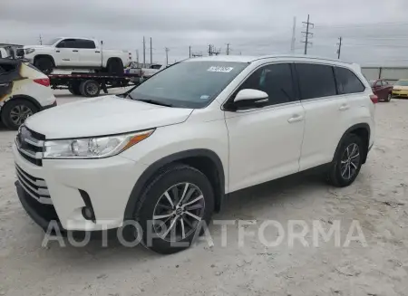 Toyota Highlander 2019 2019 vin 5TDKZRFH3KS552219 from auto auction Copart