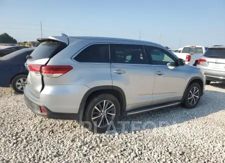 TOYOTA HIGHLANDER 2017 vin 5TDKZRFH9HS192690 from auto auction Copart