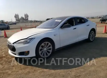 Tesla Model S 2016 2016 vin 5YJSA1E1XGF135835 from auto auction Copart