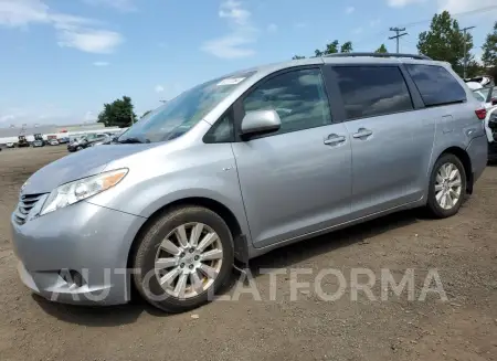 Toyota Sienna LE 2017 2017 vin 5TDJZ3DC1HS150580 from auto auction Copart