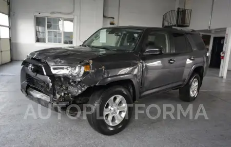 TOYOTA 4RUNNER SR 2022 vin JTEMU5JR1N6072292 from auto auction Copart