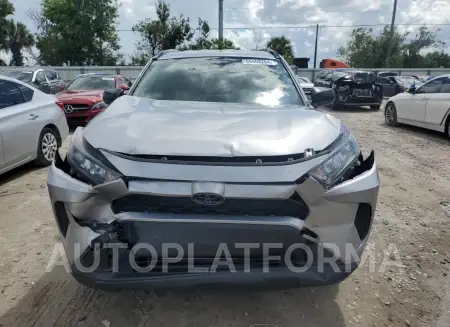 TOYOTA RAV4 LE 2019 vin JTMH1RFV4KJ007439 from auto auction Copart