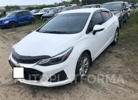 Chevrolet Cruze 2019 2019 vin 1G1BE5SM4K7131054 from auto auction Copart