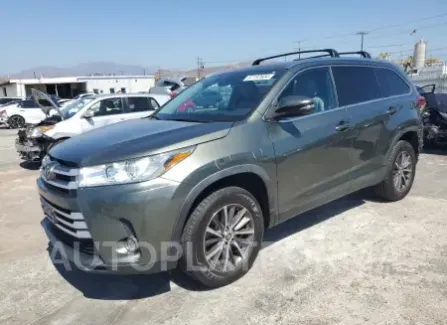 Toyota Highlander 2019 2019 vin 5TDKZRFH4KS343782 from auto auction Copart