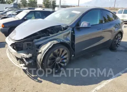 Tesla Model Y 2022 2022 vin 7SAYGDEF2NF355590 from auto auction Copart