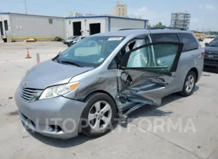 Toyota Sienna LE 2017 2017 vin 5TDKZ3DC4HS897658 from auto auction Copart