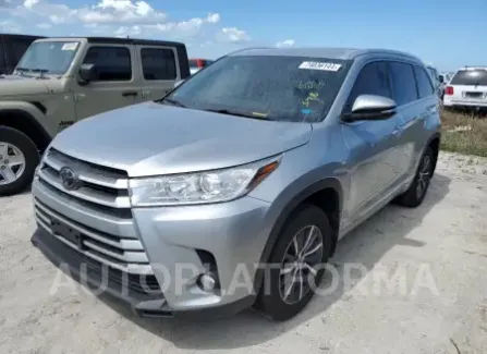 Toyota Highlander 2017 2017 vin 5TDJZRFH4HS479754 from auto auction Copart