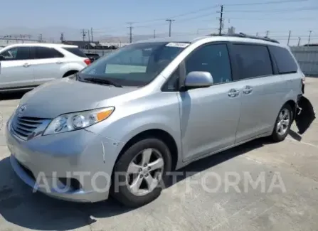 Toyota Sienna LE 2015 2015 vin 5TDKK3DC8FS686139 from auto auction Copart