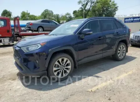 Toyota RAV4 XLE 2019 2019 vin 2T3C1RFV7KC032011 from auto auction Copart