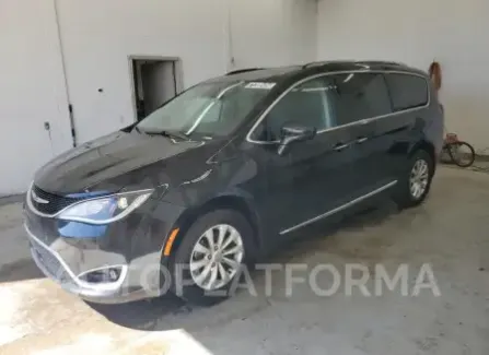 Chrysler Pacifica 2019 2019 vin 2C4RC1BG2KR657325 from auto auction Copart