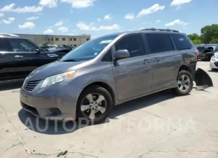 Toyota Sienna LE 2015 2015 vin 5TDKK3DC5FS564015 from auto auction Copart