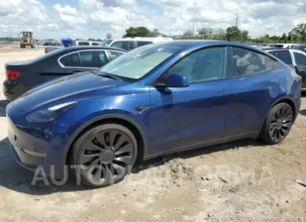 Tesla Model Y 2022 2022 vin 7SAYGDEF8NF441826 from auto auction Copart