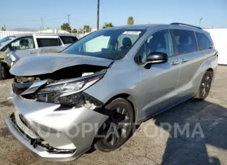 Toyota Sienna 2022 2022 vin 5TDDRKEC7NS124924 from auto auction Copart