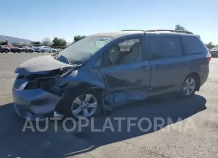 Toyota Sienna LE 2017 2017 vin 5TDKZ3DC8HS811476 from auto auction Copart