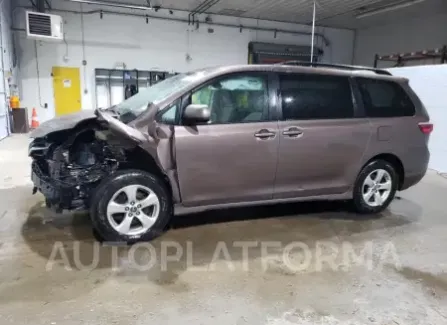 Toyota Sienna LE 2018 2018 vin 5TDKZ3DC8JS903726 from auto auction Copart