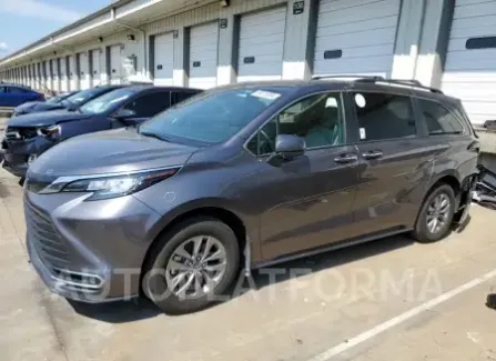 Toyota Sienna XLE 2022 2022 vin 5TDYRKEC2NS136075 from auto auction Copart