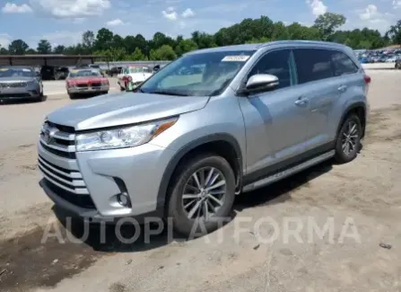 Toyota Highlander 2019 2019 vin 5TDKZRFH4KS562872 from auto auction Copart