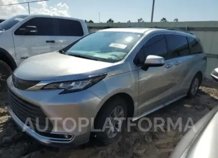 Toyota Sienna XLE 2022 2022 vin 5TDYSKFC4NS043027 from auto auction Copart