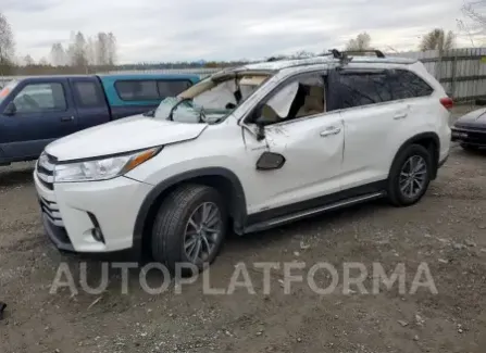 Toyota Highlander 2019 2019 vin 5TDJGRFH4KS076306 from auto auction Copart